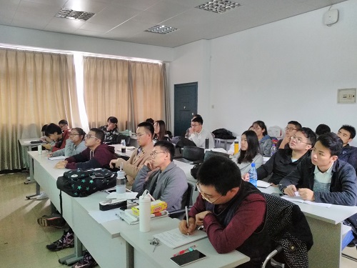 m1508571776186747.jpg 必赢bwin官网组织各级团学骨干共同学习十九大精神2.JPG